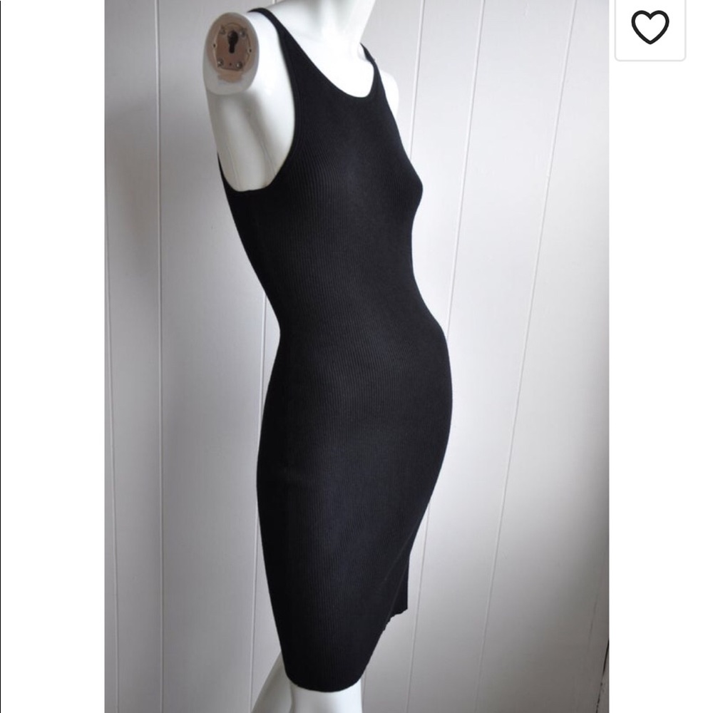 Black bodycon dress